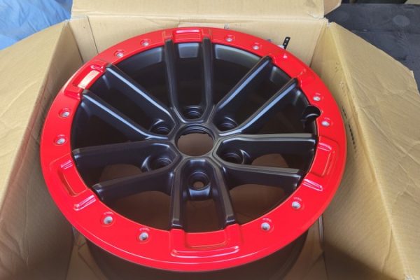 2Piece Wheels - Black and Red